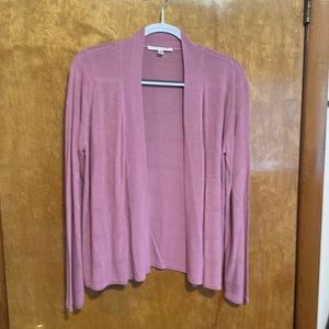 Lightweight no buttons cardigan